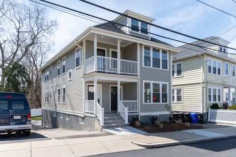 105 Neponset Ave. 105 Boston MA 02131