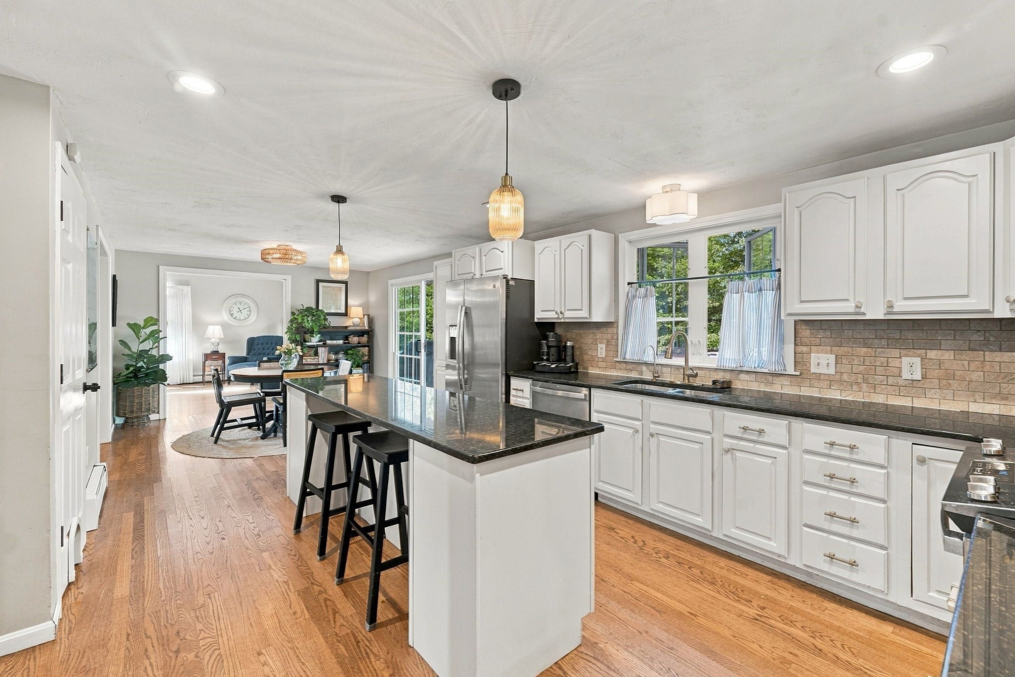 16 Jaimie Ann Dr, Rutland, MA Photo #13