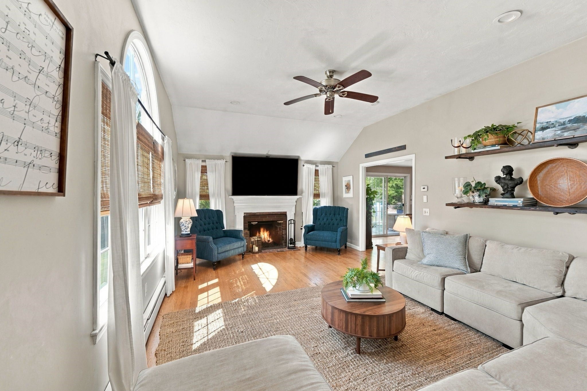 16 Jaimie Ann Dr, Rutland, MA Photo #10