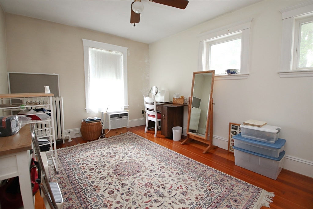 Saugus, Massachusetts 01906, United States, 4 Bedrooms Bedrooms, ,3 BathroomsBathrooms,Residential,Active,134851