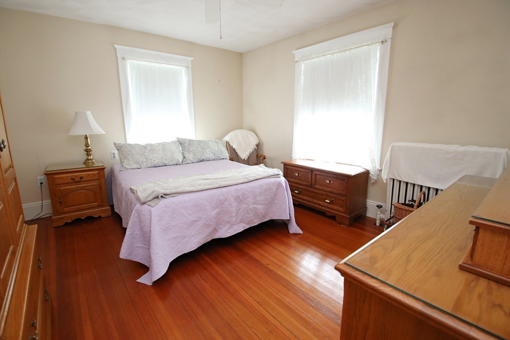 Saugus, Massachusetts 01906, United States, 4 Bedrooms Bedrooms, ,3 BathroomsBathrooms,Residential,Active,134851