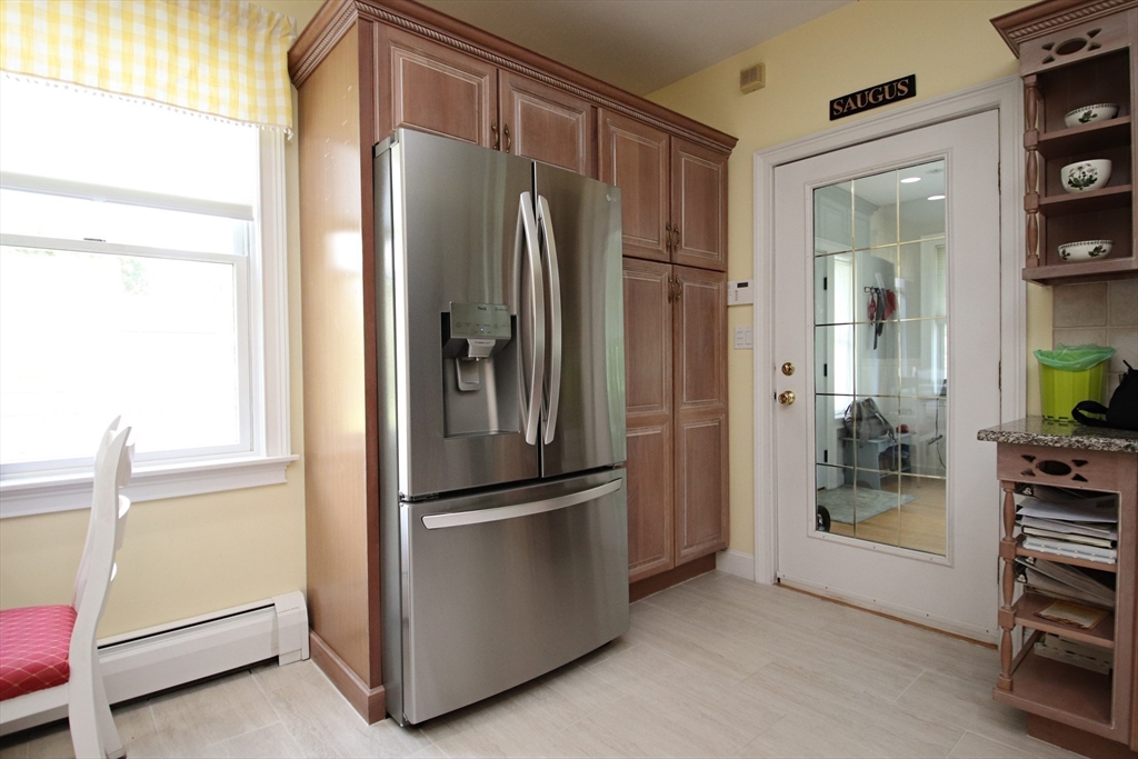 Saugus, Massachusetts 01906, United States, 4 Bedrooms Bedrooms, ,3 BathroomsBathrooms,Residential,Active,134851