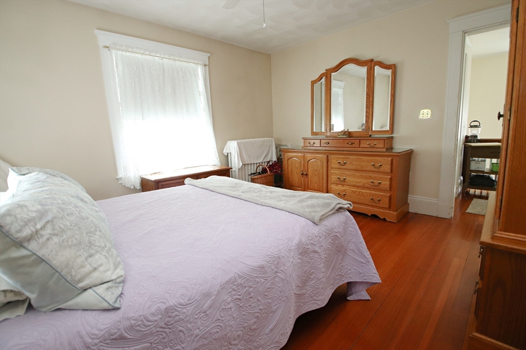 Saugus, Massachusetts 01906, United States, 4 Bedrooms Bedrooms, ,3 BathroomsBathrooms,Residential,Active,134851