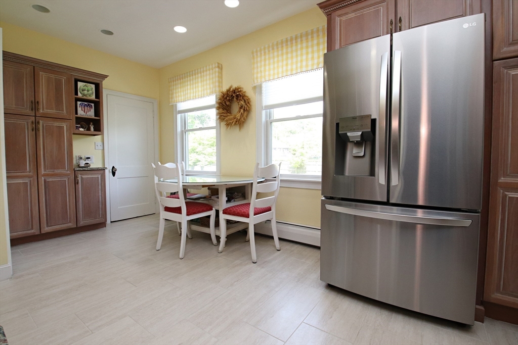 Saugus, Massachusetts 01906, United States, 4 Bedrooms Bedrooms, ,3 BathroomsBathrooms,Residential,Active,134851