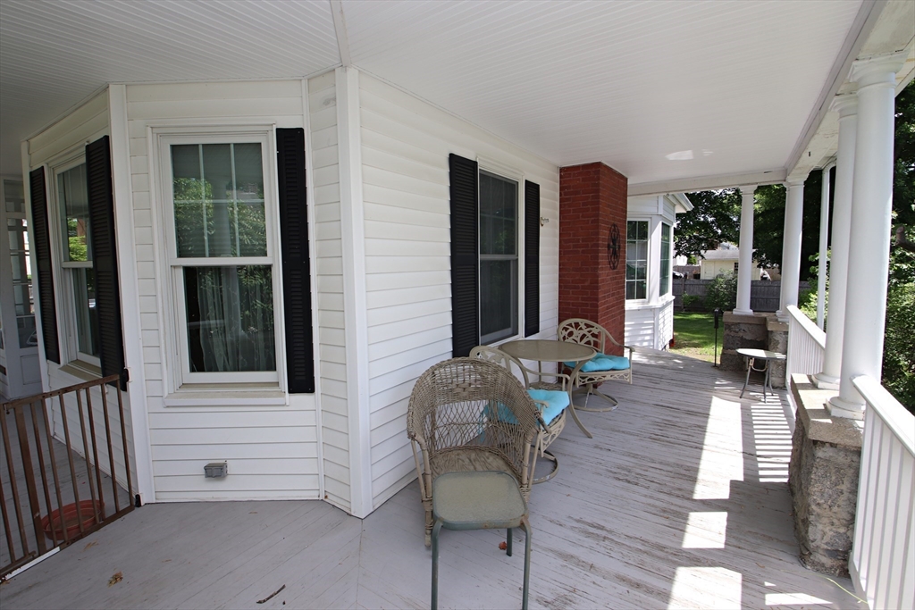 Saugus, Massachusetts 01906, United States, 4 Bedrooms Bedrooms, ,3 BathroomsBathrooms,Residential,Active,134851