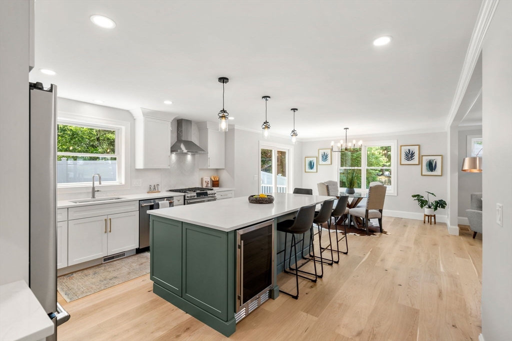 2 Suncrest Ave
