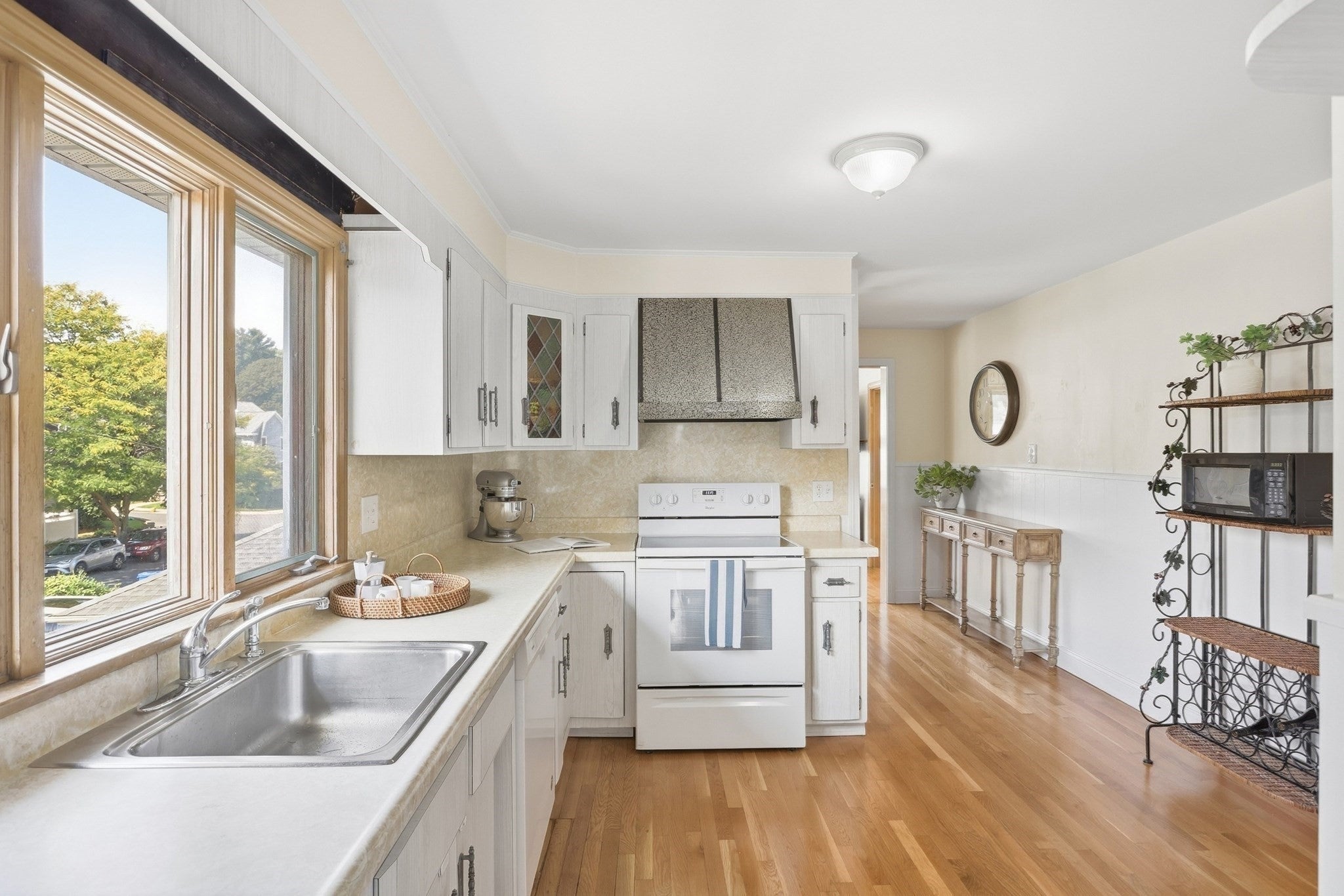 131 Highland Ave #2, Arlington, MA Photo #5