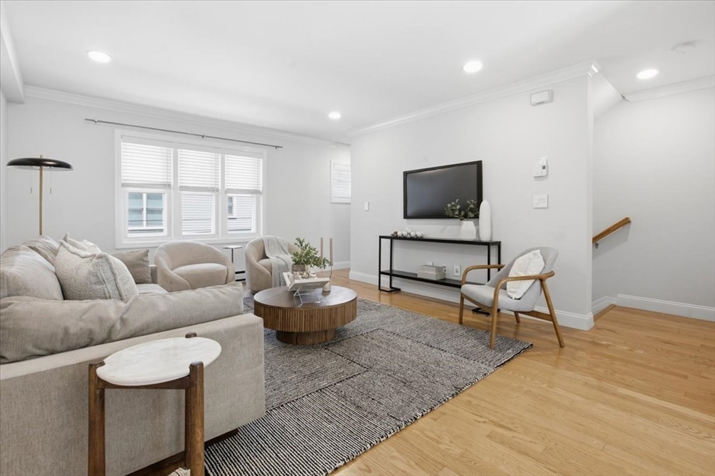75 Bolton St 75