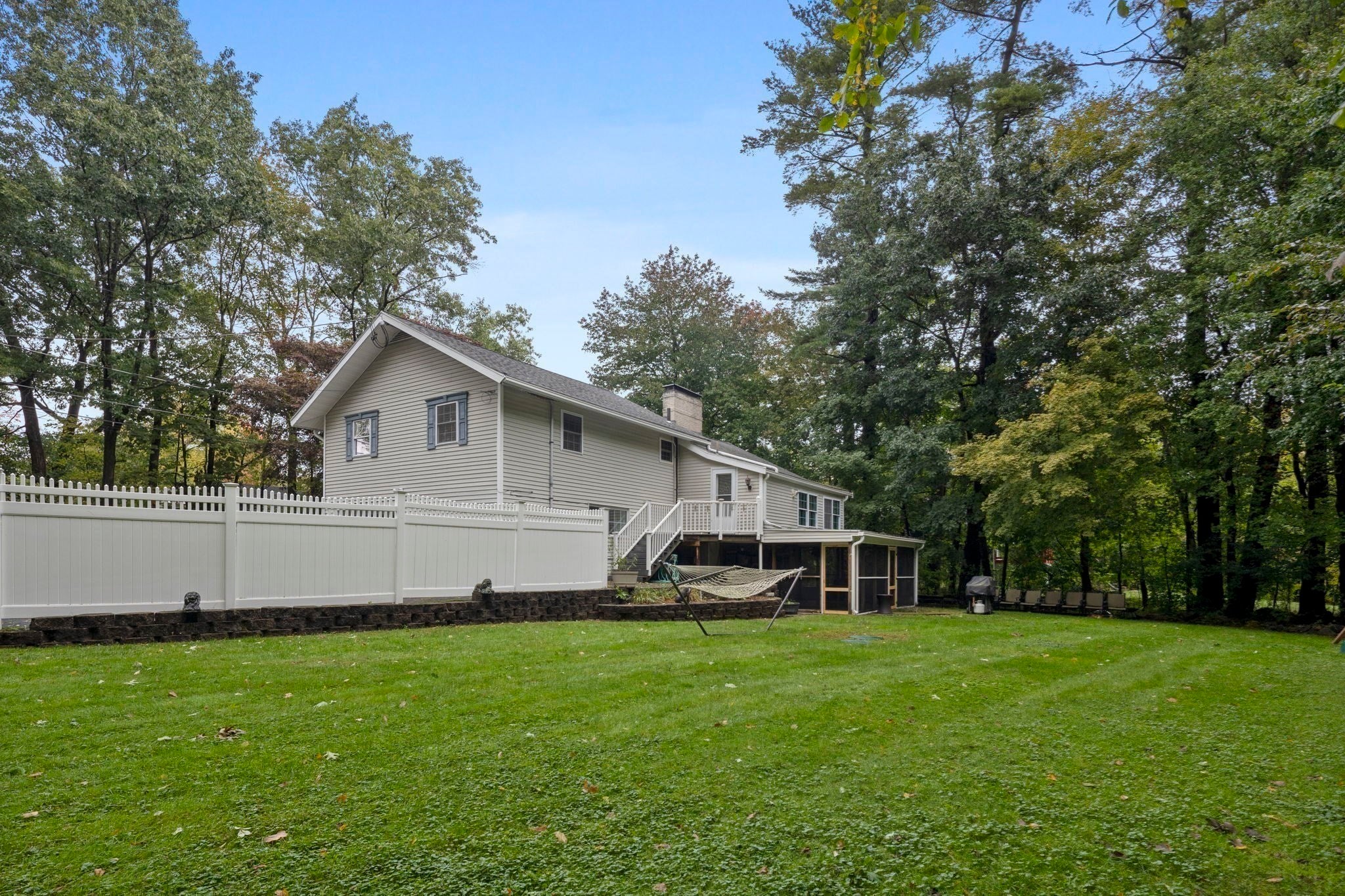 8 Patley Rd