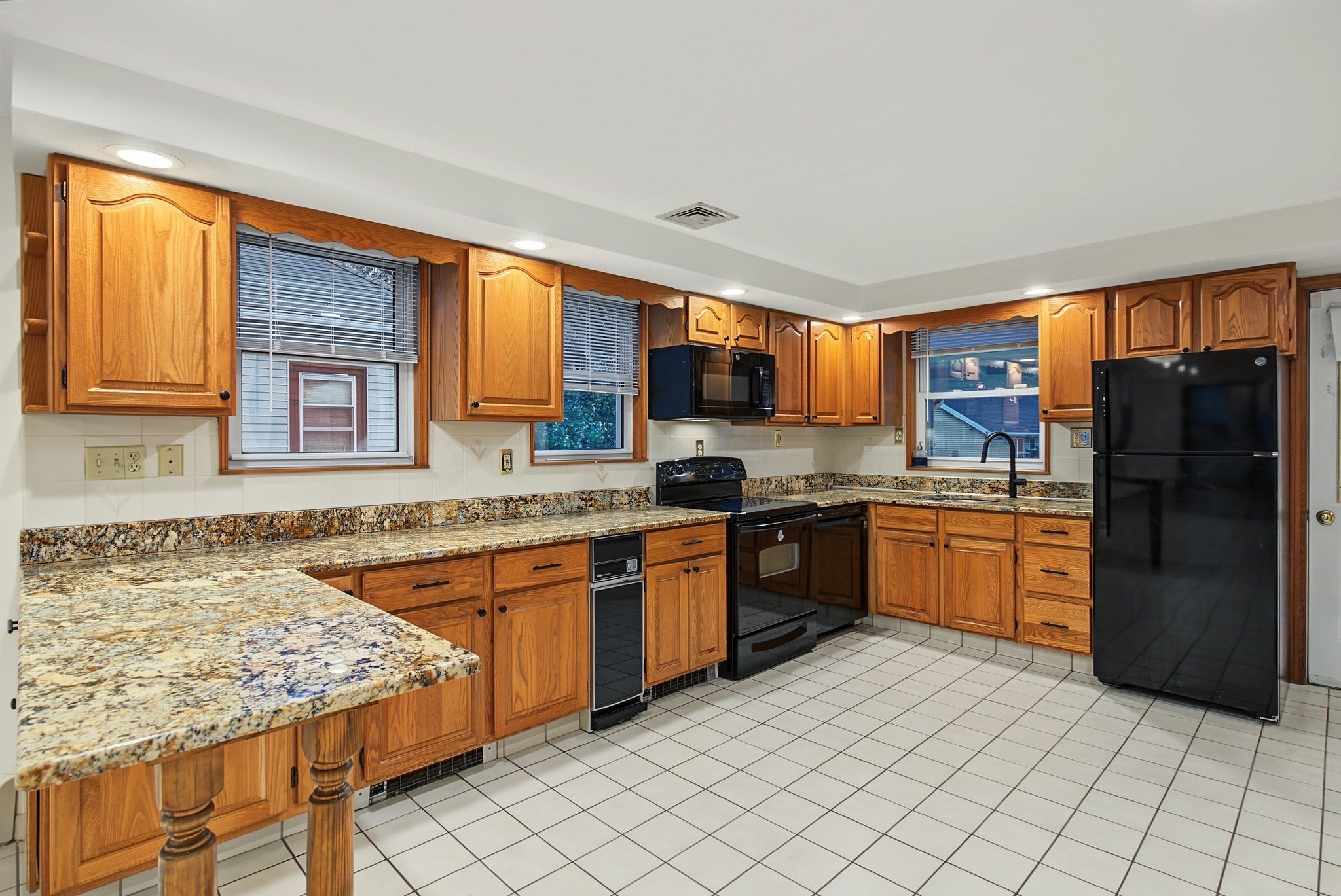 76-78 Surrey St, Medford, MA, 76-78 Surrey St, Medford, MA Photo #8