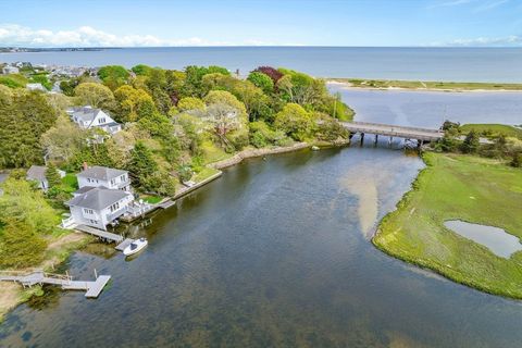 Single Family Residence in Barnstable MA 818 South Main St.jpg