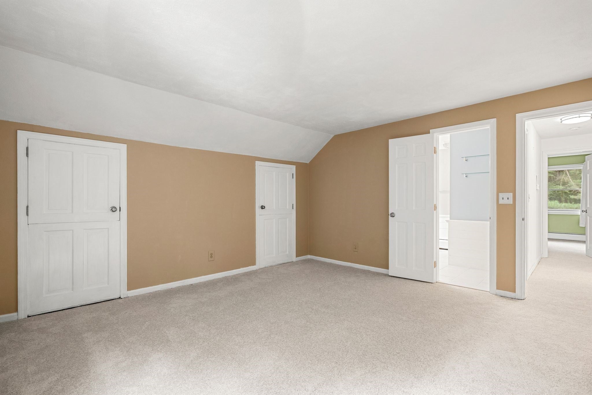 1 Nottingham Dr, Raynham, MA, 1 Nottingham Dr, Raynham, MA Photo #19