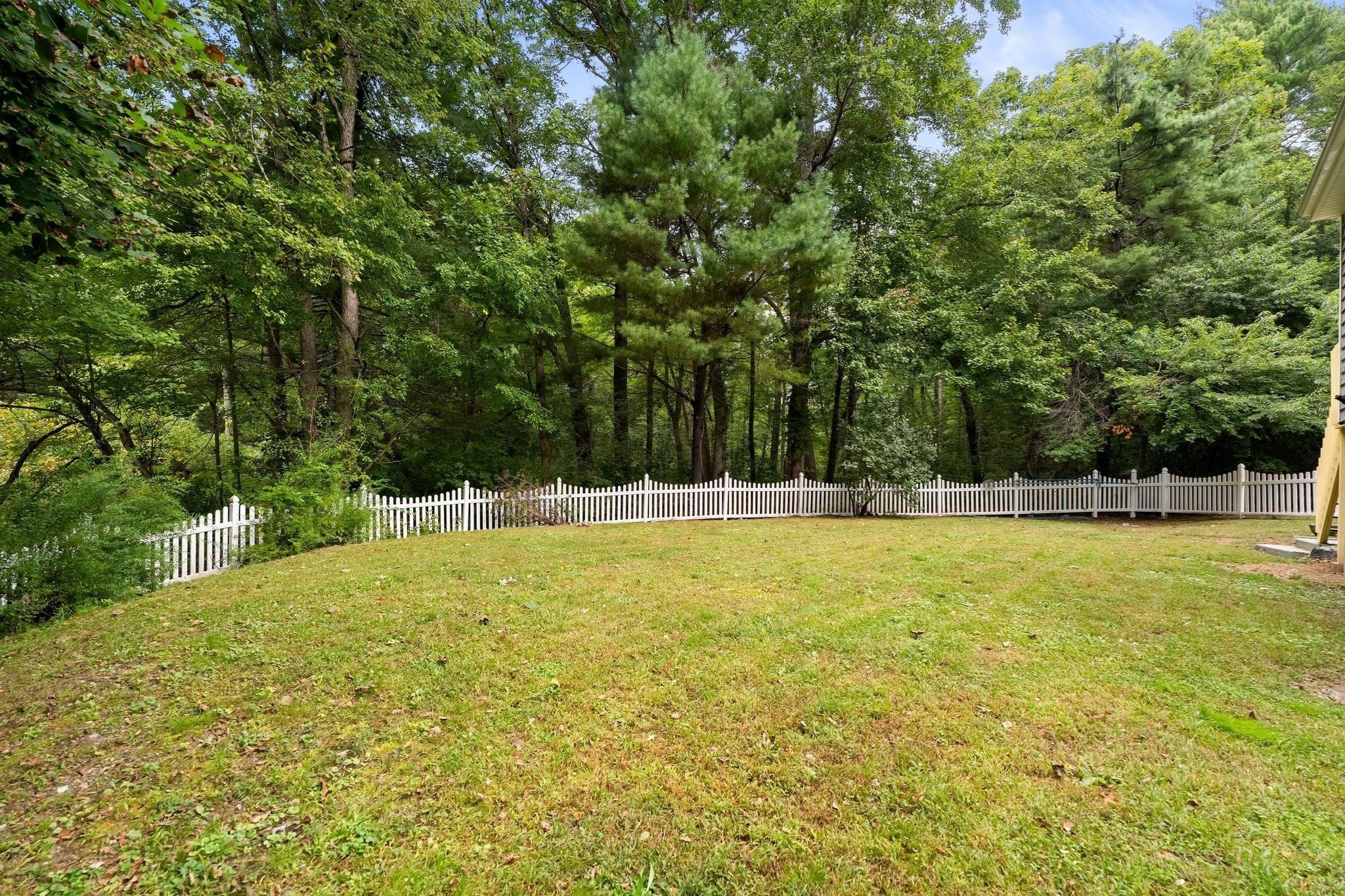 1 Nottingham Dr, Raynham, MA, 1 Nottingham Dr, Raynham, MA Photo #36