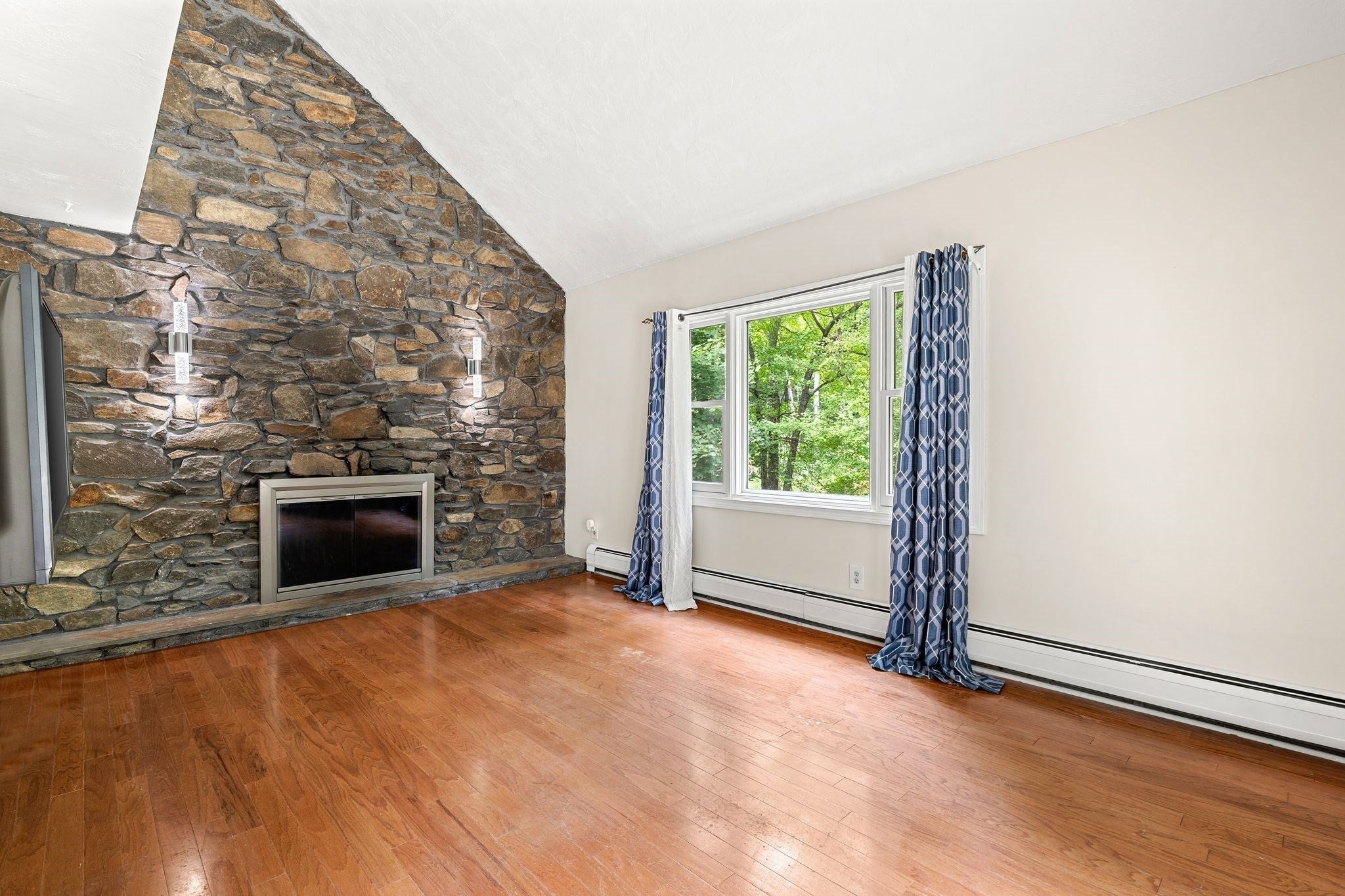 1 Nottingham Dr, Raynham, MA, 1 Nottingham Dr, Raynham, MA Photo #12