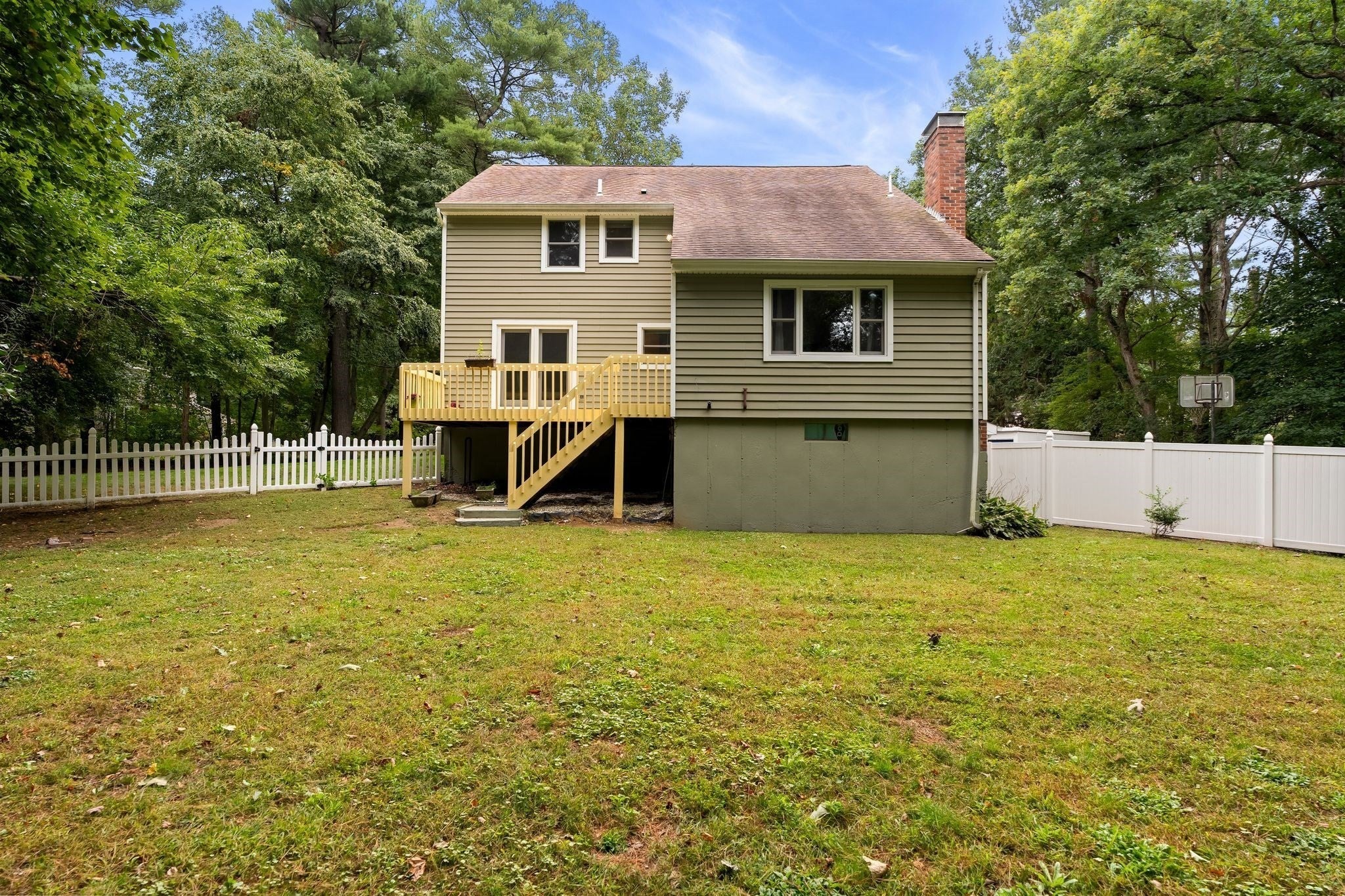 1 Nottingham Dr, Raynham, MA, 1 Nottingham Dr, Raynham, MA Photo #37