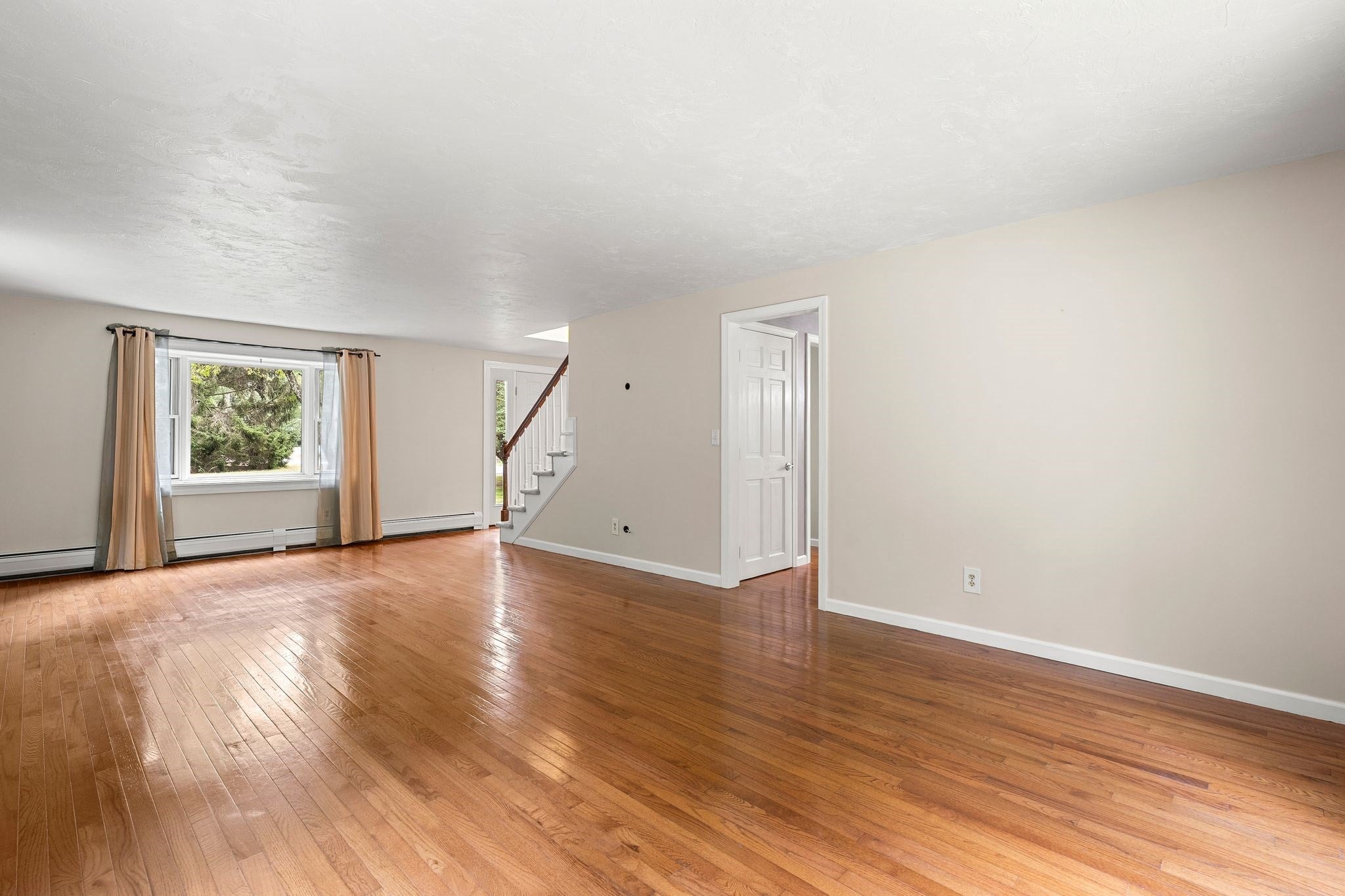 1 Nottingham Dr, Raynham, MA, 1 Nottingham Dr, Raynham, MA Photo #6