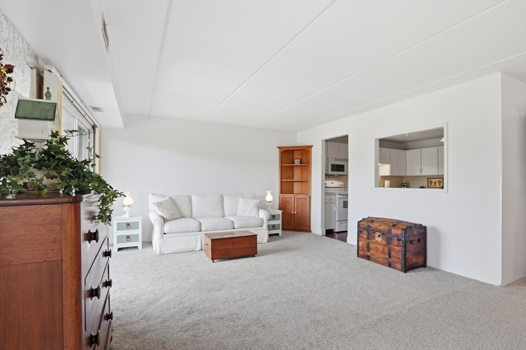 144 Marble St 403