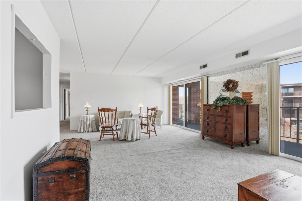 144 Marble St 403