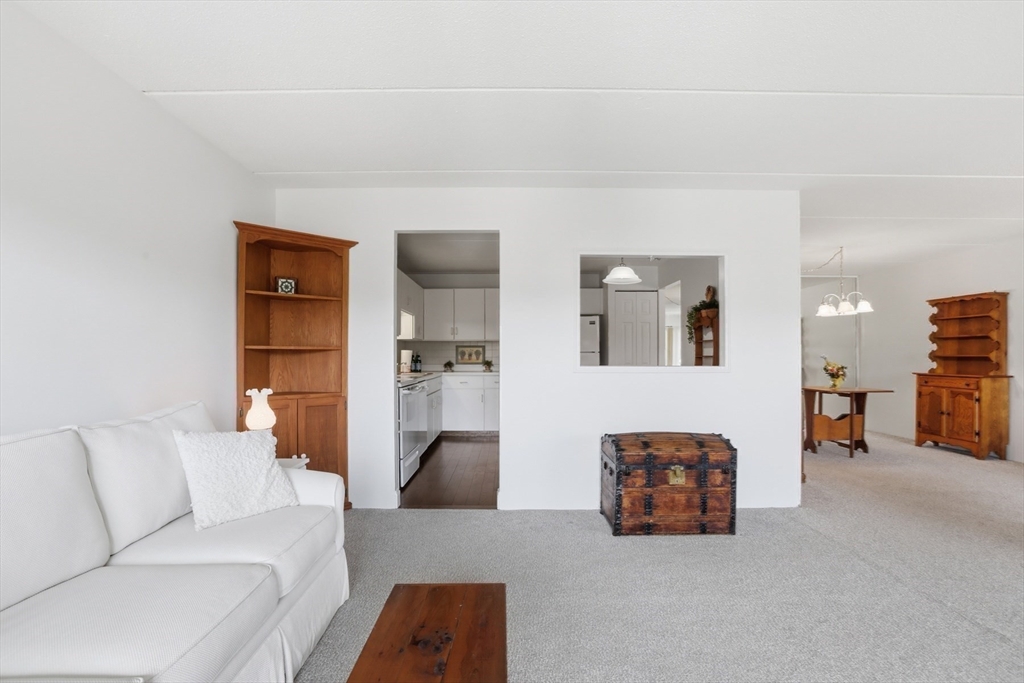 144 Marble St 403