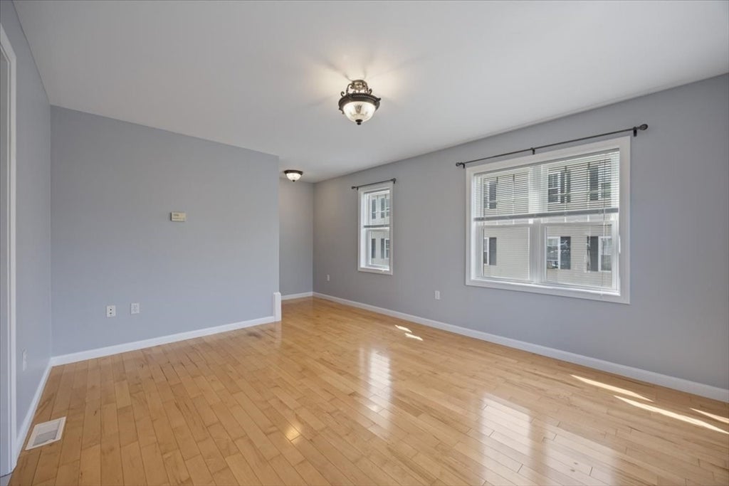 122 Locust St #4, Haverhill, MA Photo #11