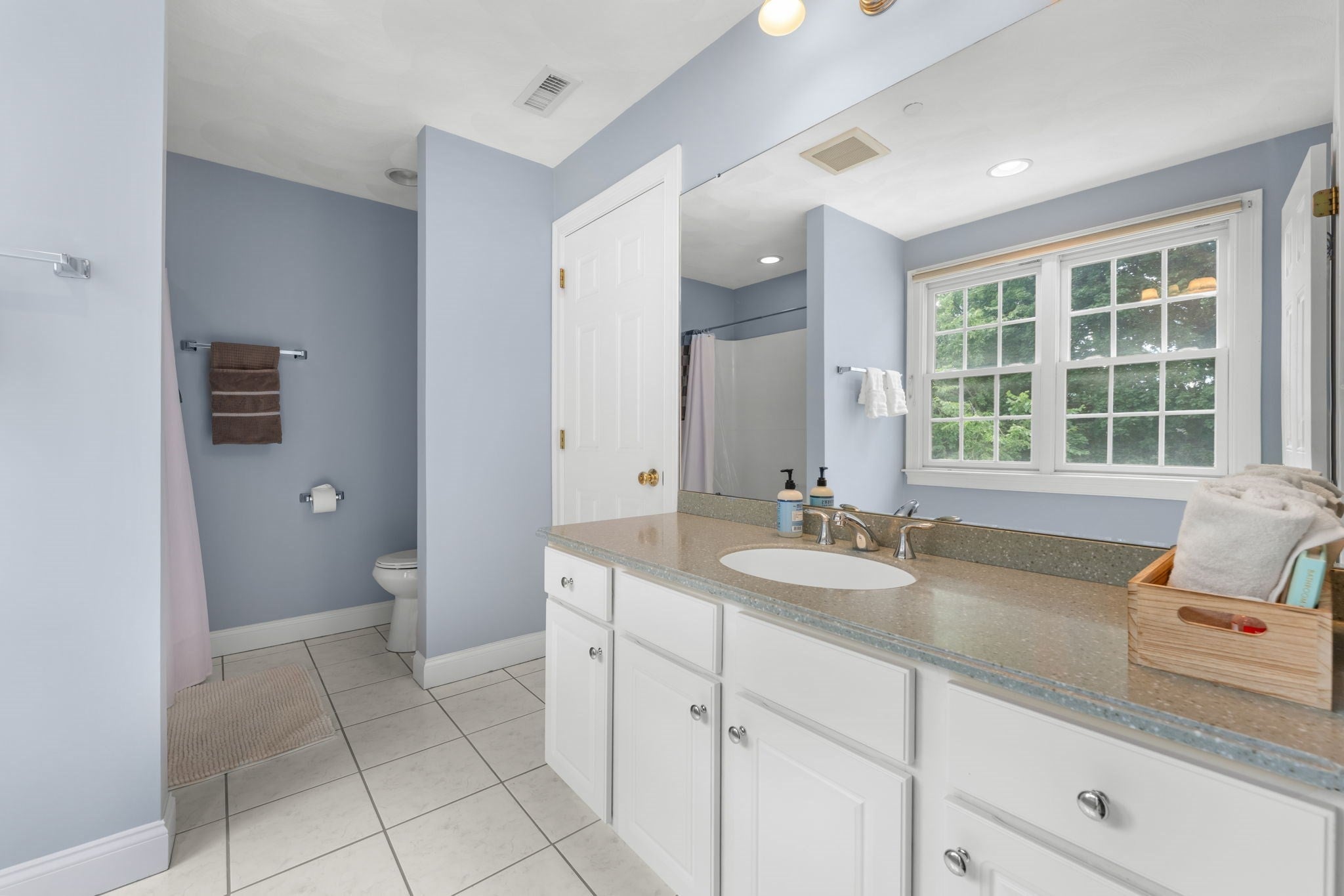10 Charnstaff Ln #404, Billerica, MA Photo #26