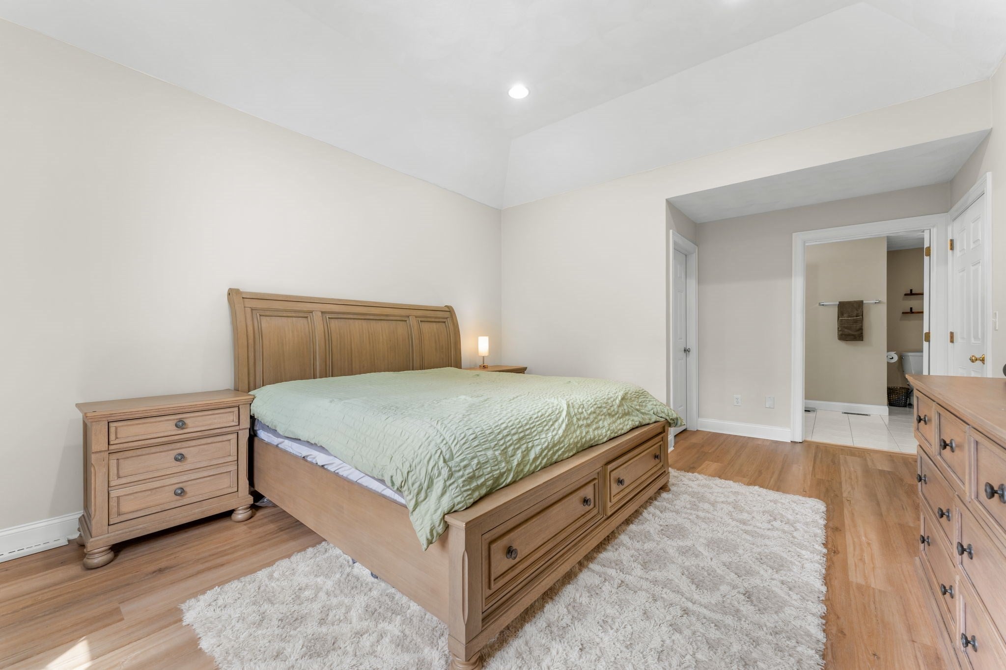 10 Charnstaff Ln #404, Billerica, MA Photo #15