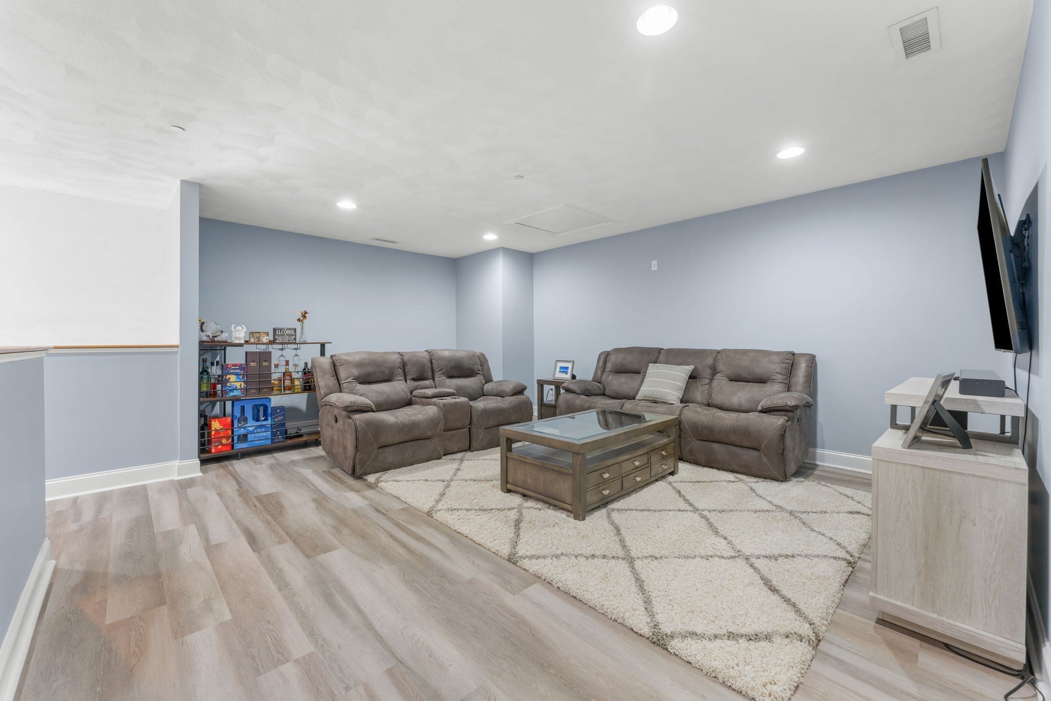 10 Charnstaff Ln #404, Billerica, MA Photo #24