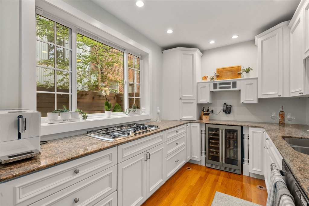 22 Pleasant Street