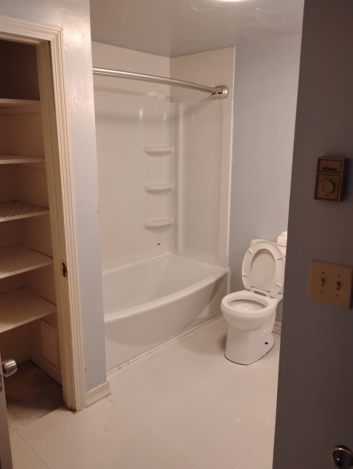 11b Hulbert Rd #15, Worcester, MA, 11b Hulbert Rd #15, Worcester, MA Photo #7
