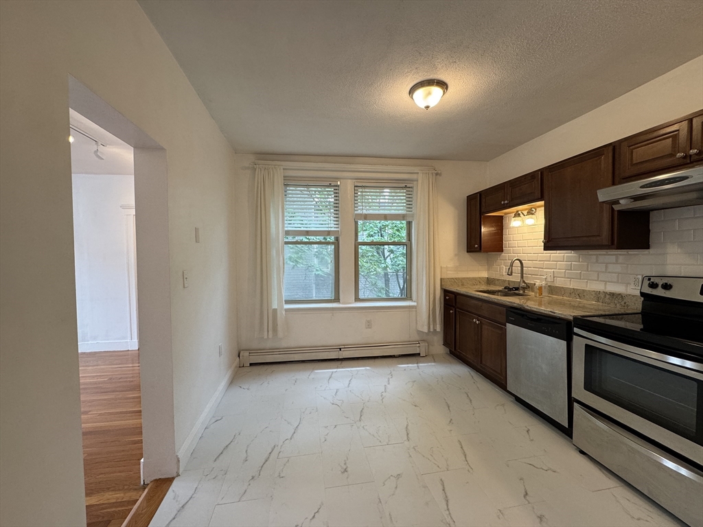 32 Ransom Rd 11
