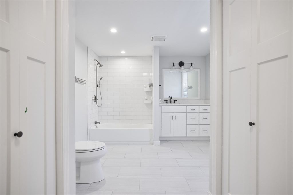 15 Clark St #15, Winchester, MA, 15 Clark St #15, Winchester, MA Photo #17