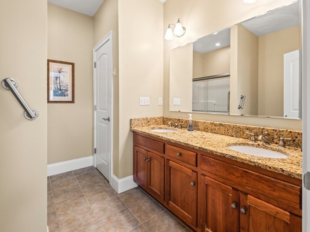 8 Walden Way #8, Milford, MA, 8 Walden Way #8, Milford, MA Photo #31