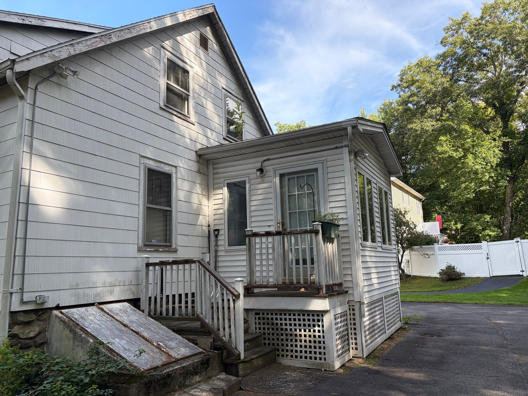 136 Shawsheen Ave, Wilmington, MA Photo #5