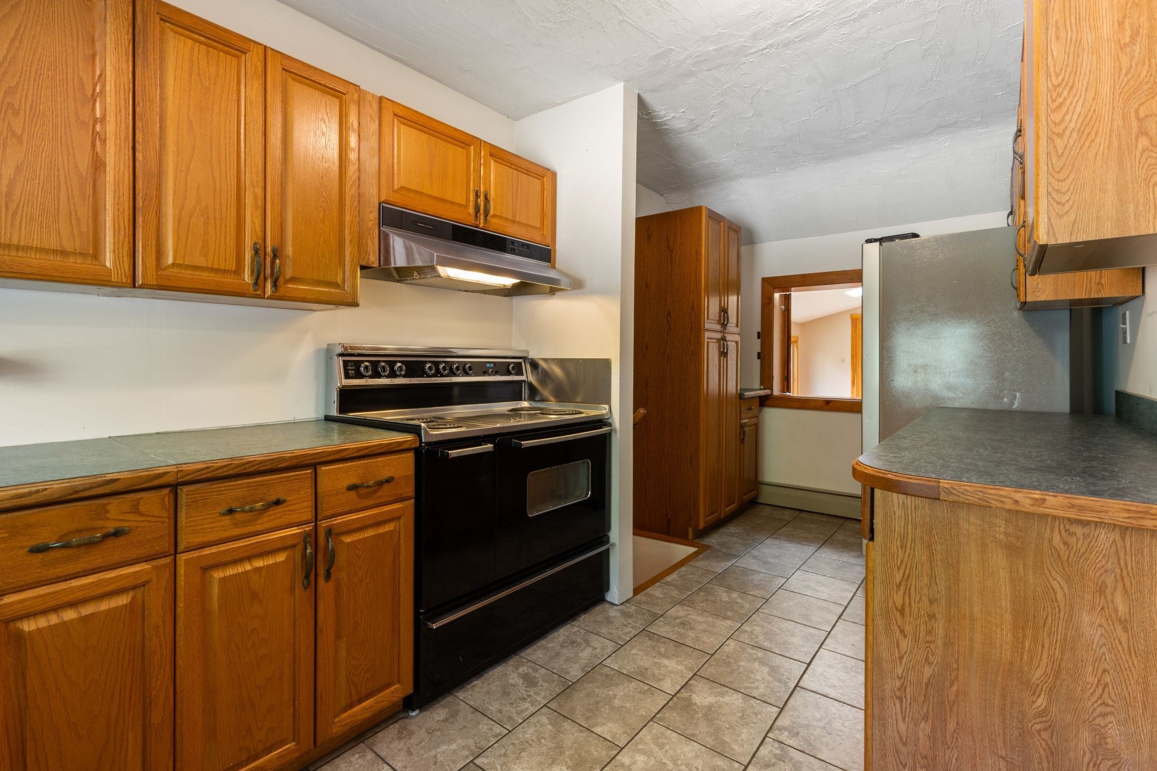 609 Oxford St S ST, Auburn, MA, 609 Oxford St S ST, Auburn, MA Photo #10
