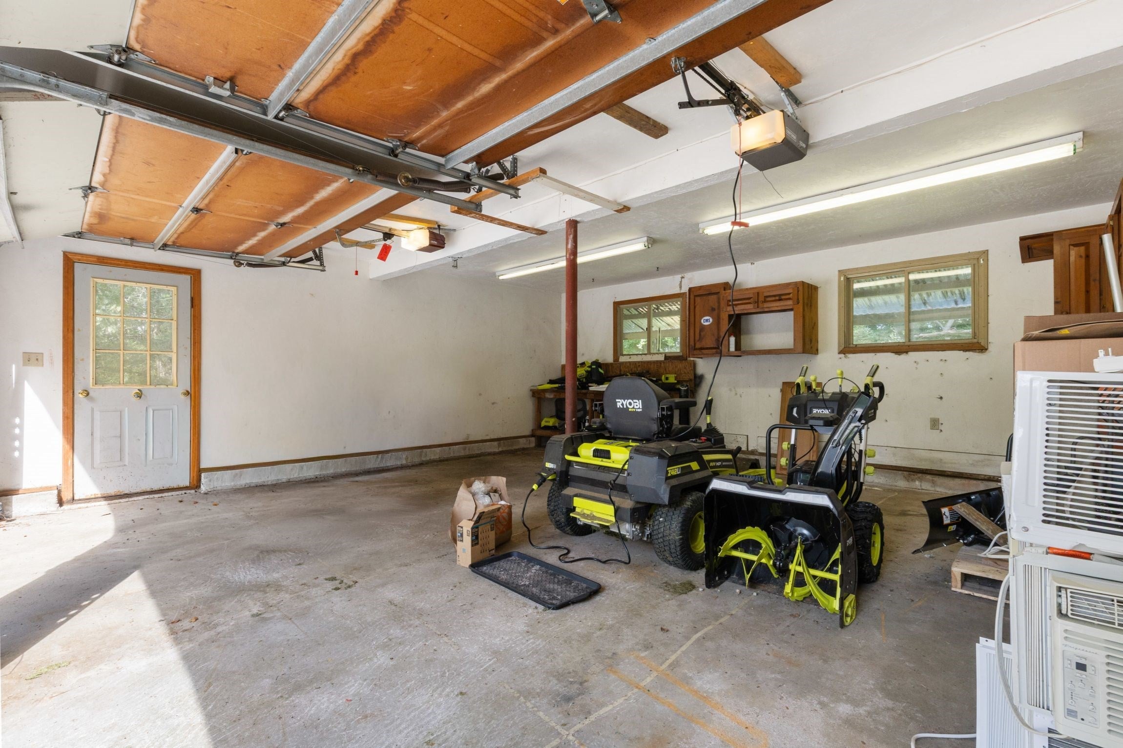609 Oxford St S ST, Auburn, MA, 609 Oxford St S ST, Auburn, MA Photo #34