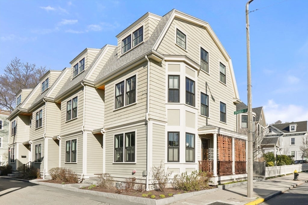 1-7 Atwood Sq #5, Boston, MA Photo #13