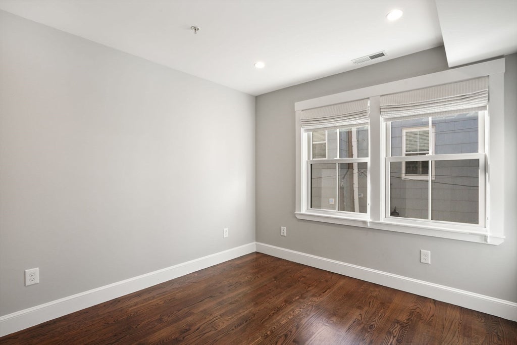 1-7 Atwood Sq #5, Boston, MA Photo #22
