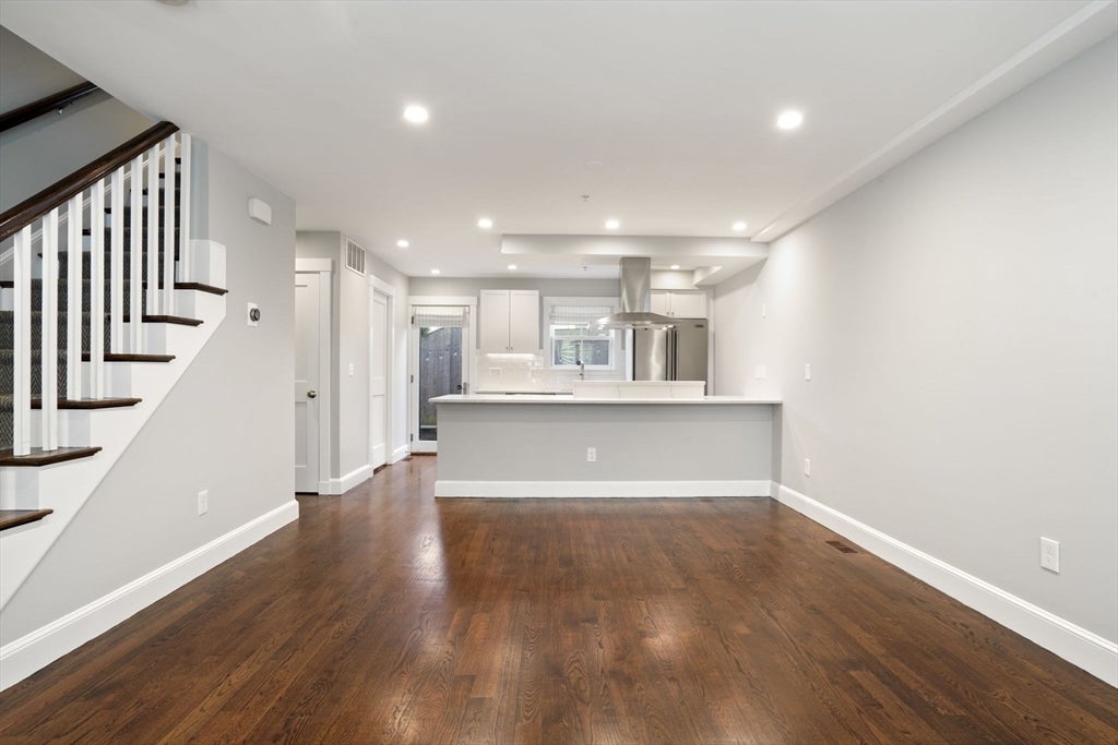1-7 Atwood Sq #5, Boston, MA Photo #17