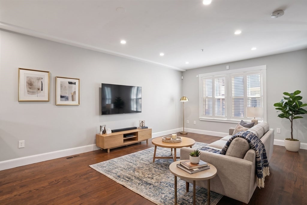 Photo of 1-7 Atwood Sq, Boston, MA