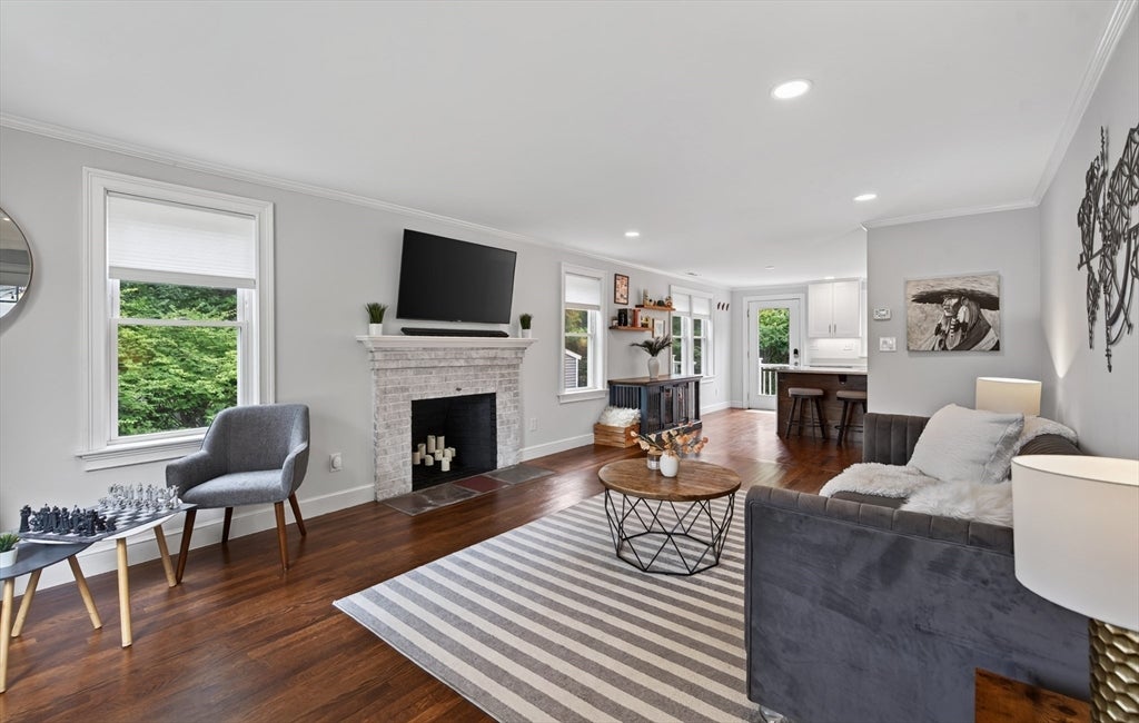 15 Pheasant Ln, Woburn, MA, 15 Pheasant Ln, Woburn, MA Photo #2