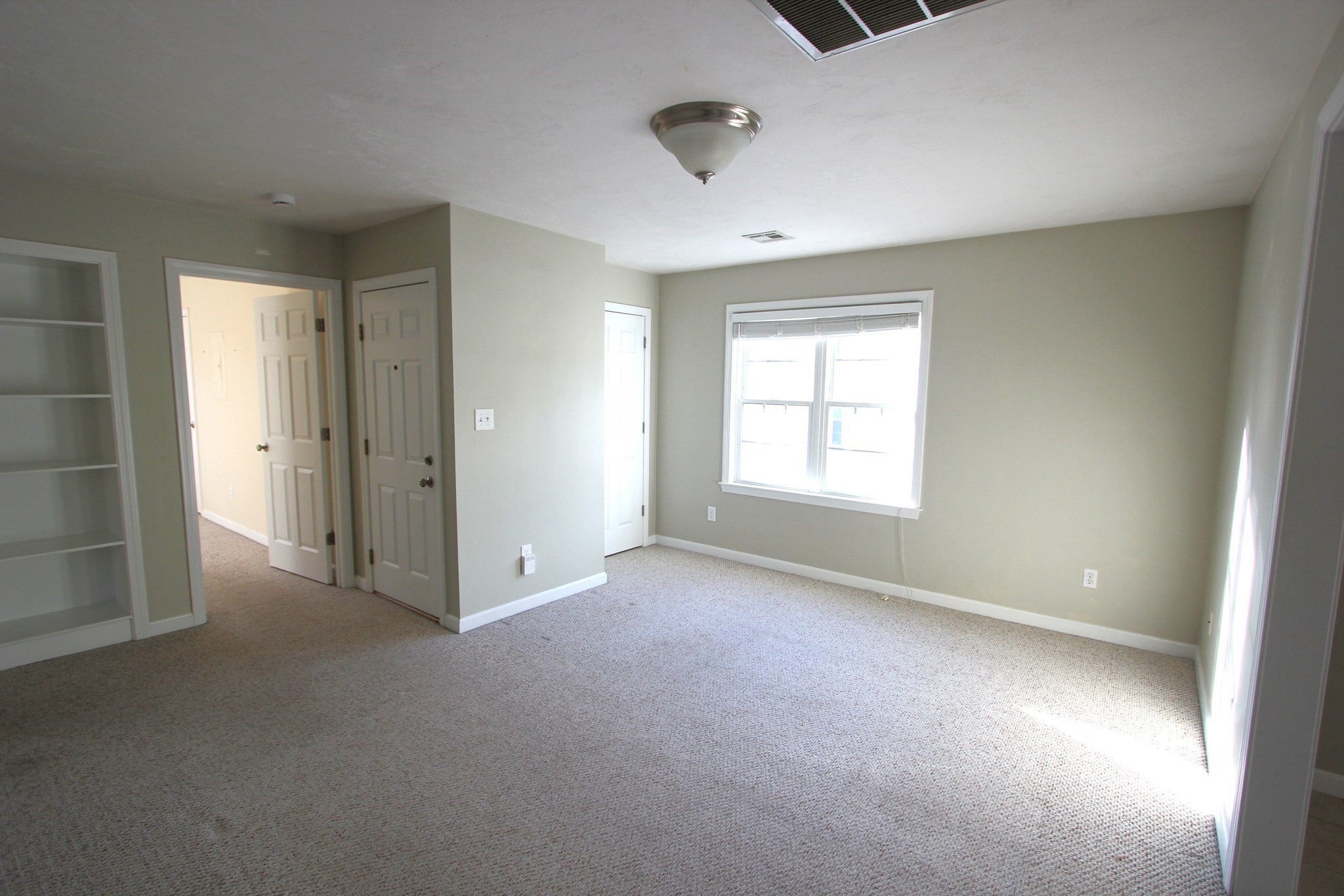 239 Union St #2, Franklin, MA Photo #5