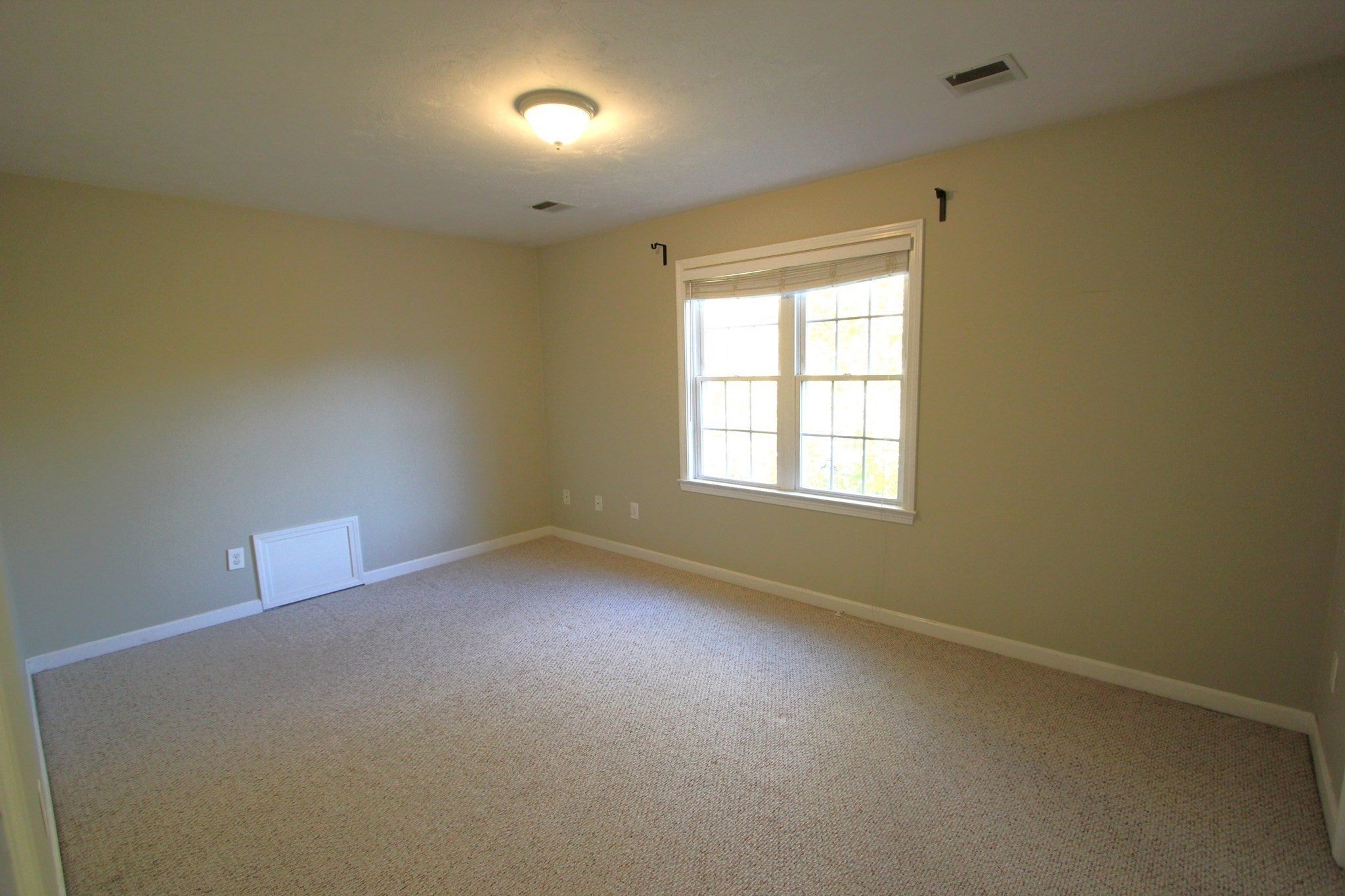 239 Union St #2, Franklin, MA Photo #18