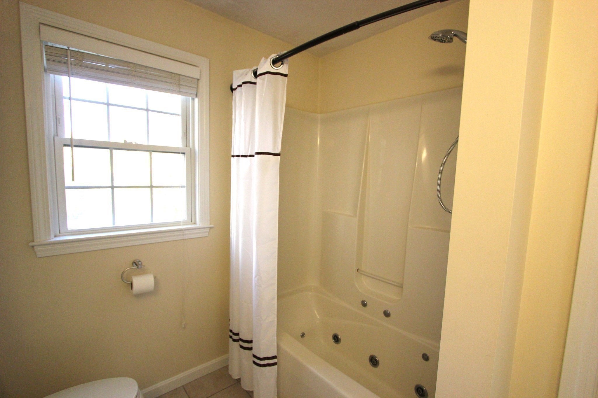 239 Union St #2, Franklin, MA Photo #16