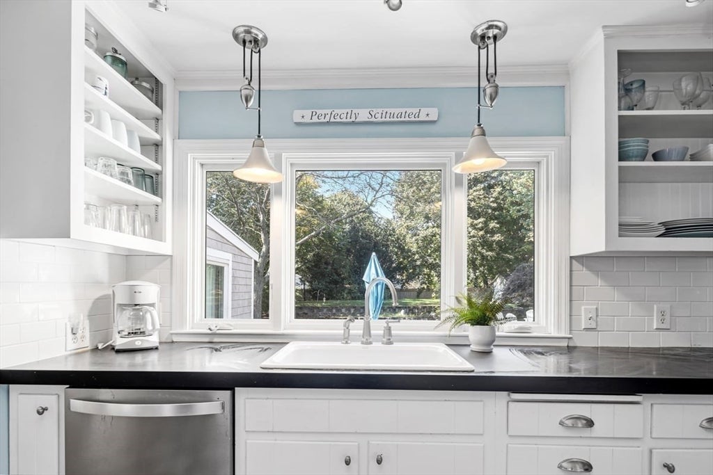 17 Musquashicut Ave, Scituate, MA, 17 Musquashicut Ave, Scituate, MA Photo #17