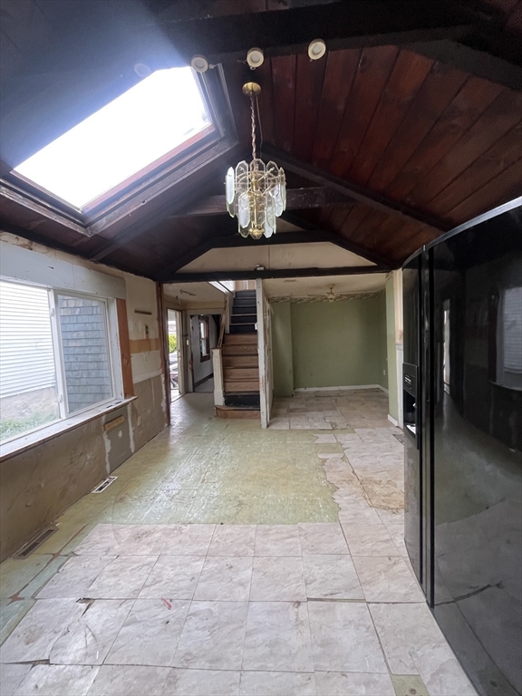 67 Delano St, New Bedford, MA Photo #4