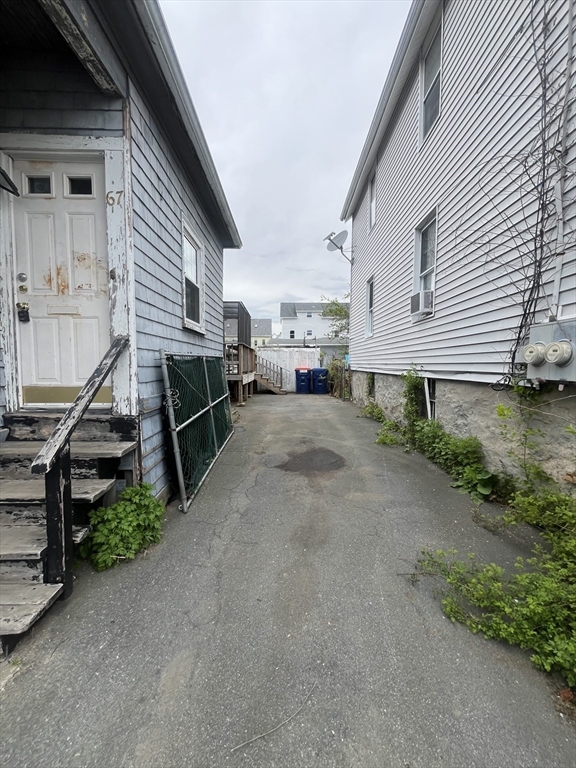 67 Delano St, New Bedford, MA Photo #2