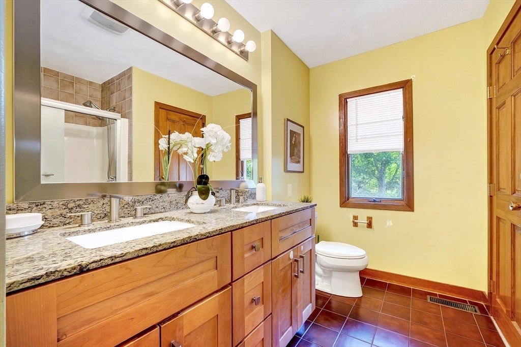 3 Macone Cir, Stoneham, MA, 3 Macone Cir, Stoneham, MA Photo #14