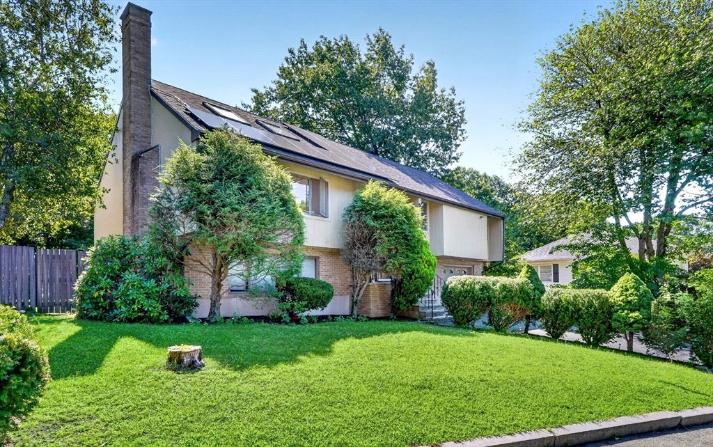 3 Macone Cir, Stoneham, MA, 3 Macone Cir, Stoneham, MA Photo #2