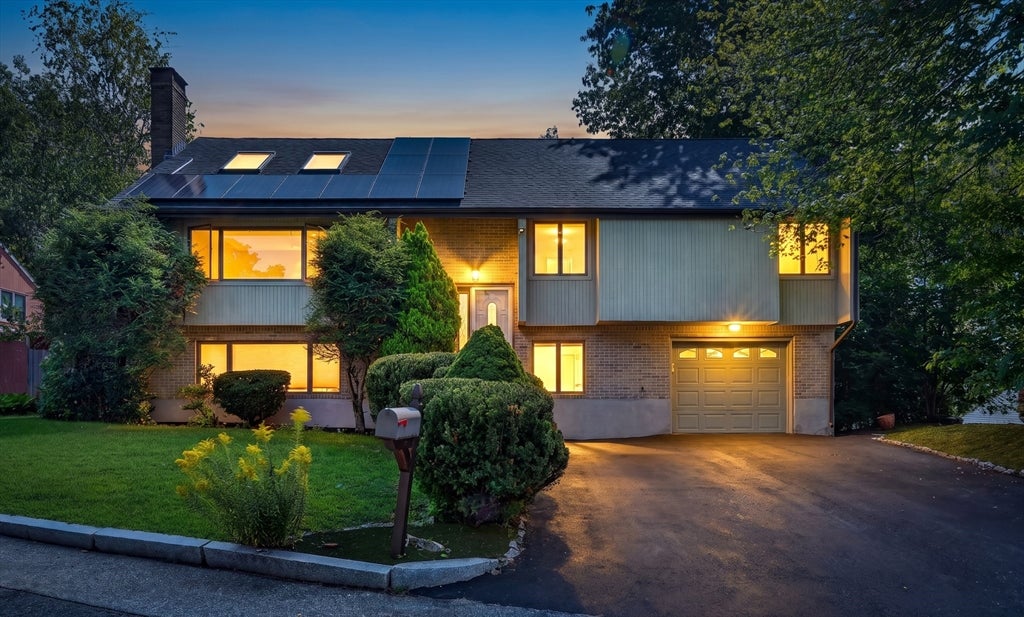Photo of 3 Macone Cir, Stoneham, MA