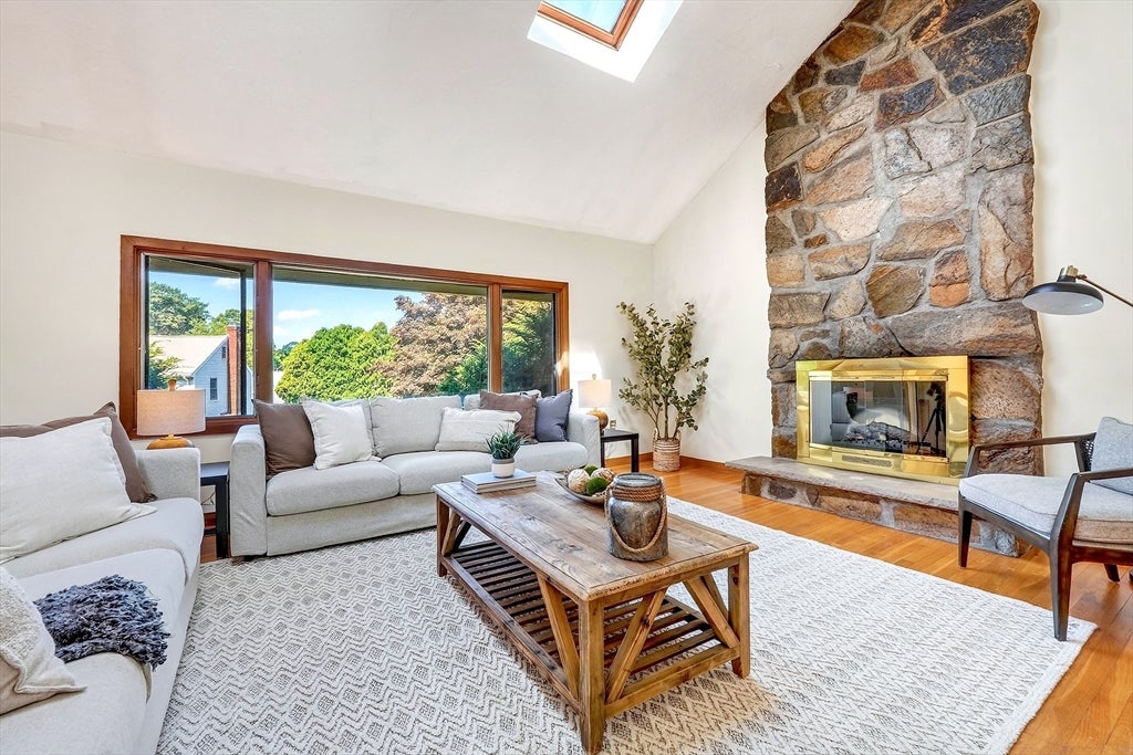 3 Macone Cir, Stoneham, MA, 3 Macone Cir, Stoneham, MA Photo #5